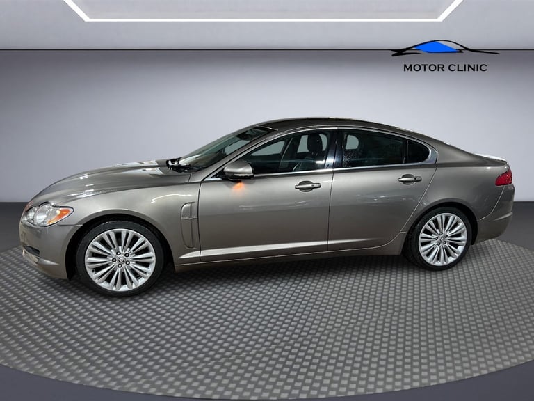 2010 Jaguar XF 3.0d V6 Premium Luxury 4dr Auto SALOON Diesel Automatic