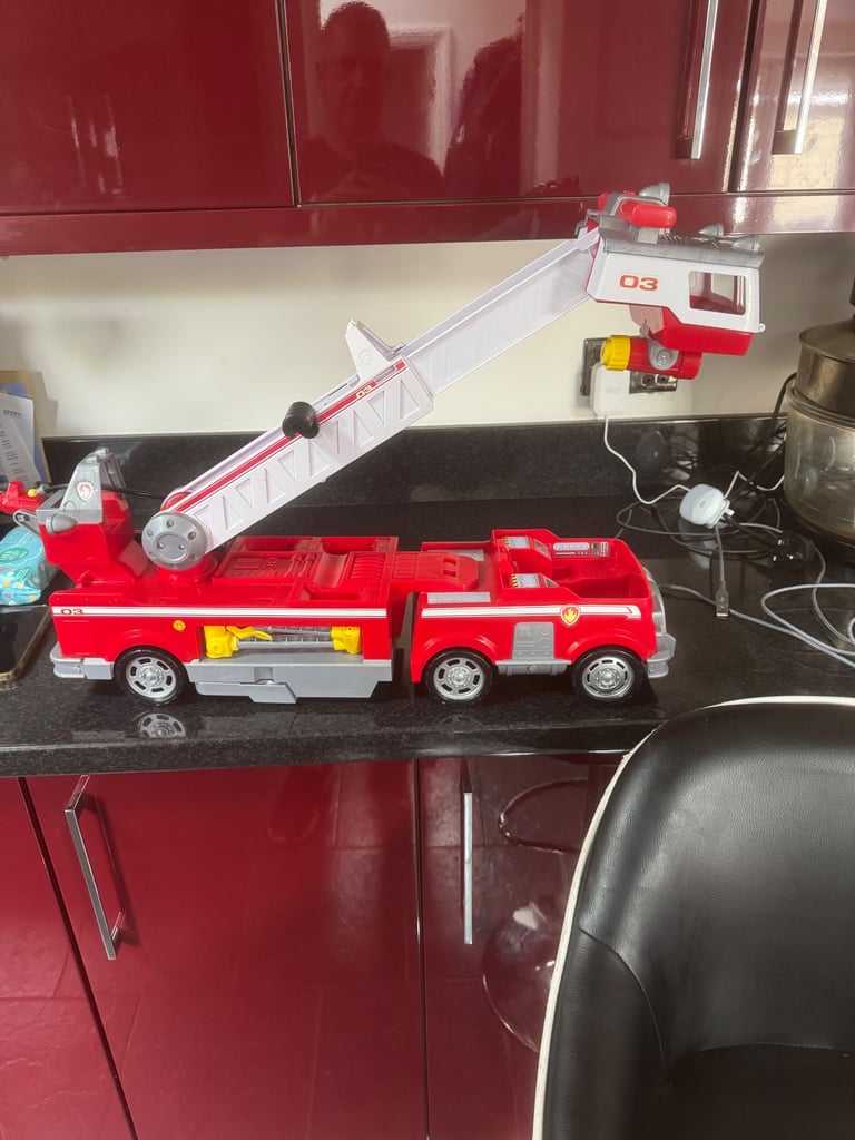 image for Paw patrol fire engine 