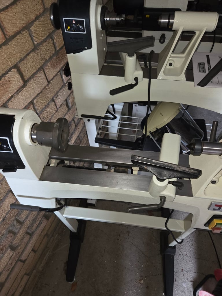 Jet JWL1015VS variable speed Woodturning Lathe Axminster wood turning Delivery Available 
