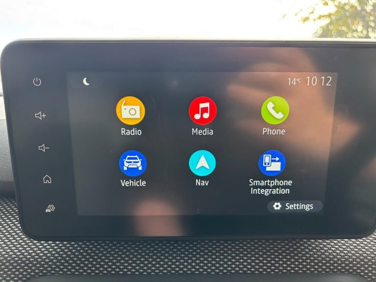 2022 72 DACIA JOGGER 1.0 TCE EXTREME SE MPV 5DR PETROL MANUAL EURO 6 (S/S) (110 