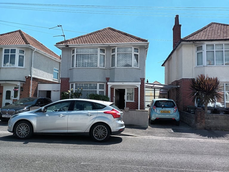 3 BED DETACHED HOUSE ENSBURY PARK
