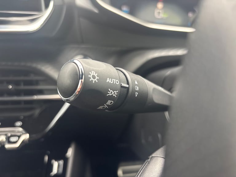 2021 Peugeot 208 100kW GT 50kWh 5dr Auto Hatchback ELECTRIC Automatic