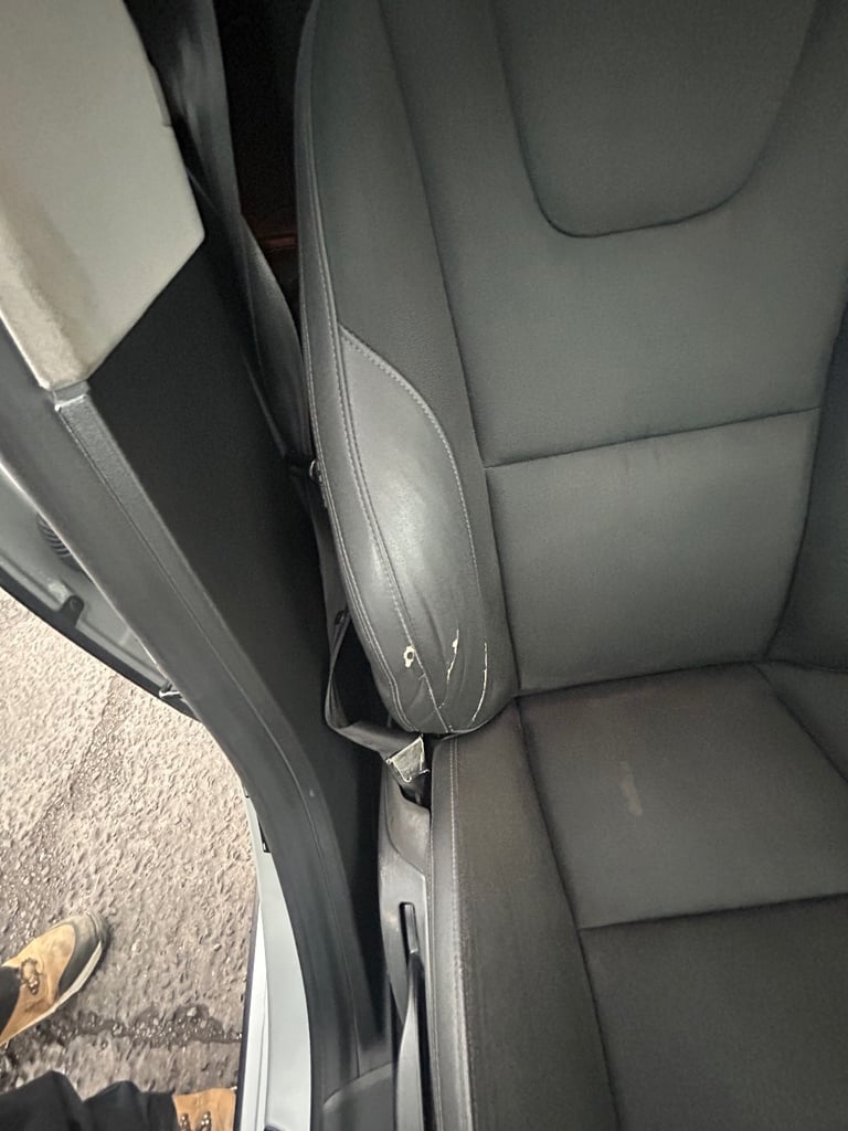 Volvo, S60, Saloon, 2010, Manual, 1984 (cc), 4 doors