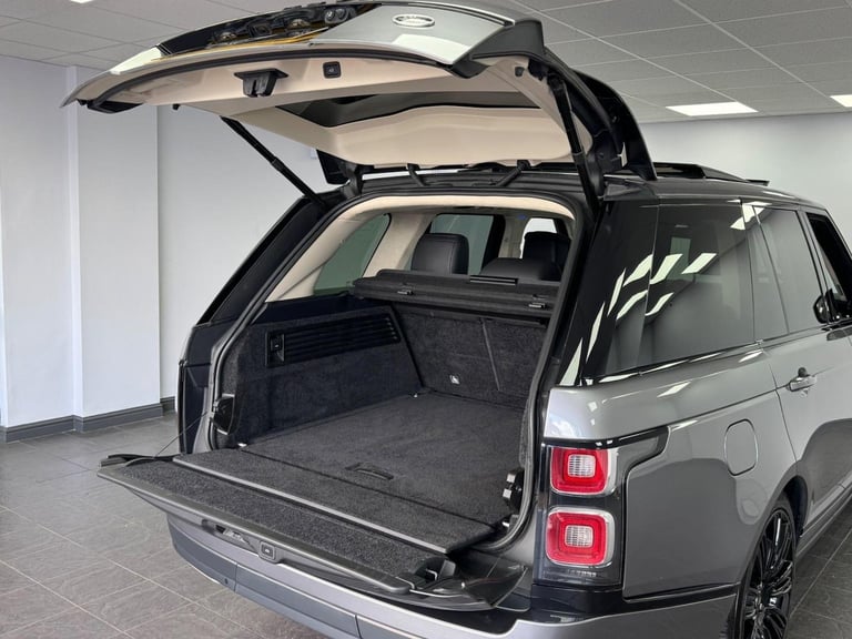 LAND ROVER RANGE ROVER 3.0 D300 MHEV Westminster Black Auto 4WD Euro 6 (s/s)