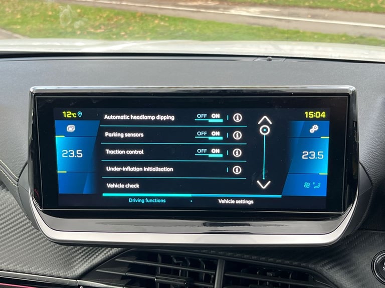  Peugeot E 2008 50kwh Gt Premium Suv 5dr Electric Auto 7kw Charger 136 Ps