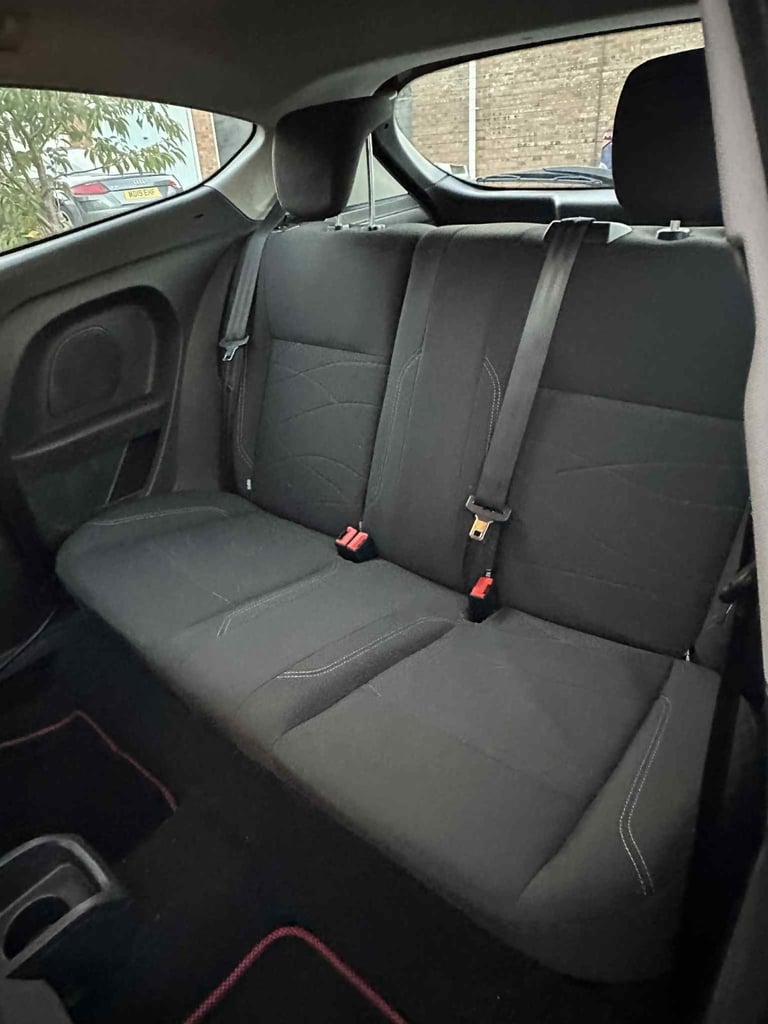 FULL MOT - Ford, FIESTA, Hatchback, 2014, Manual, 1241 (cc), 3 doors