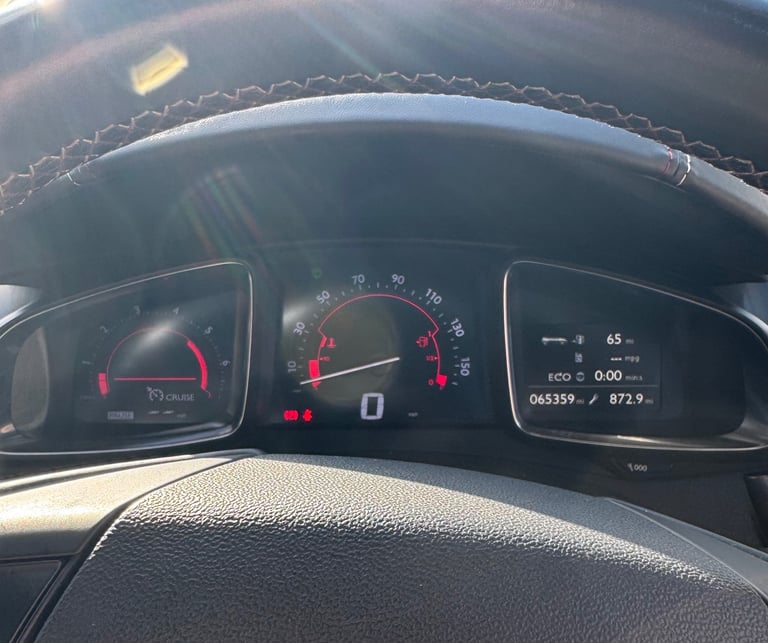 2017 DS5 2.0 BLUEHDi 180 BHP Performance Line – Luxury ** Performance! 