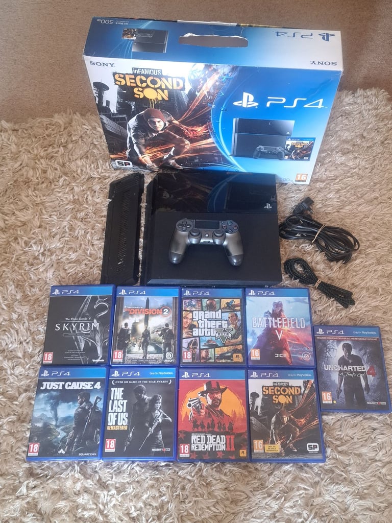 PS4 Console / Controller and games