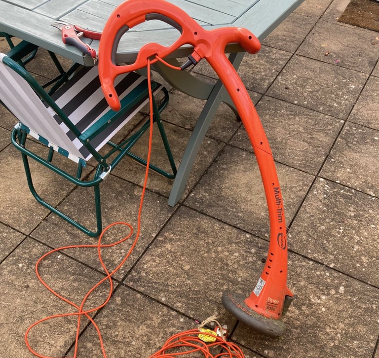 image for Strimmer, mains operated