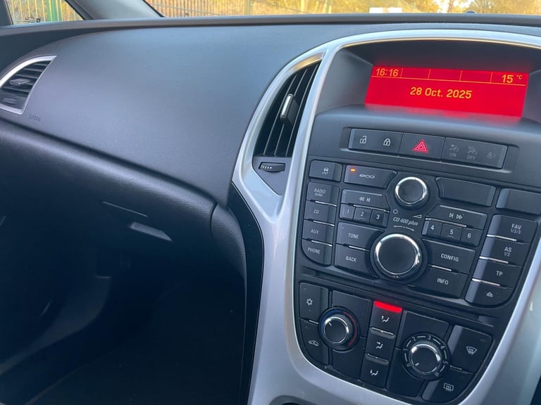 VAUXHALL ASTRA 2.0 CDTI SRI S/S 160 BHP 64 REG 5 DOOR 12 MONTHS MOT TAX £165 LOW INSURANCE 