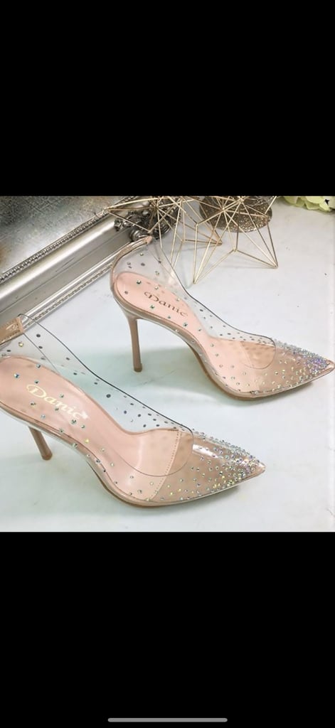 Ready to go fashion business stock 