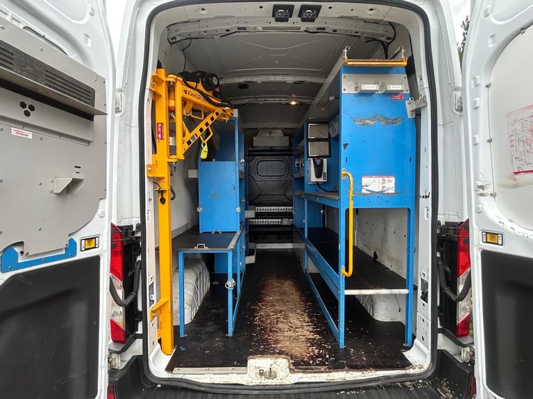 2018 (67) FORD TRANSIT L2H3 MWB HIGH ROOF 2.0 130bhp EURO 6 ULEZ COMPLIANT 