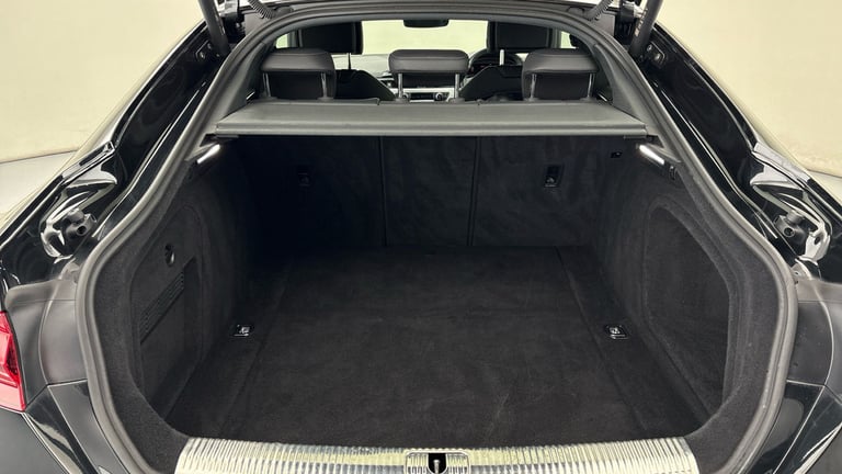 2022 Audi A5 2.0 TDI 40 S line Sportback 5dr Diesel S Tronic quattro Euro 6 (s/s) (204 p Hatchbac...