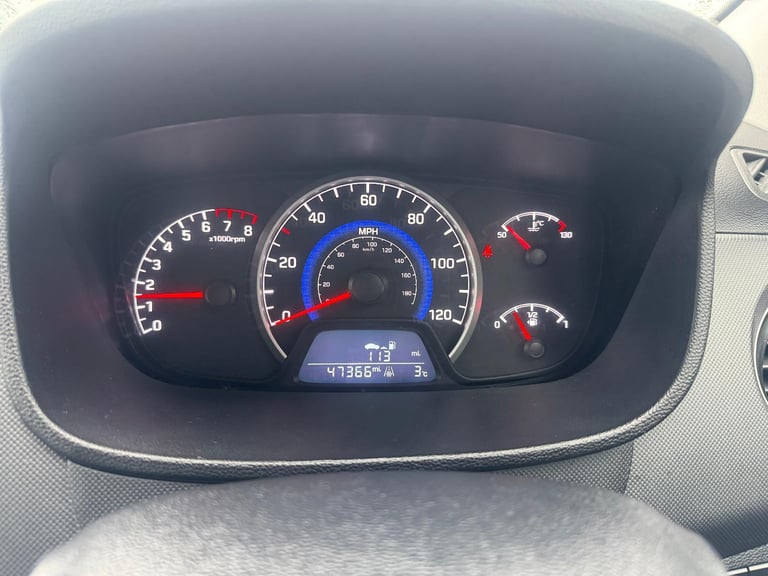 Hyundai i10 Play 1.0 Euro 6 5dr 2019 (69) Only 47K Ideal 1st Car