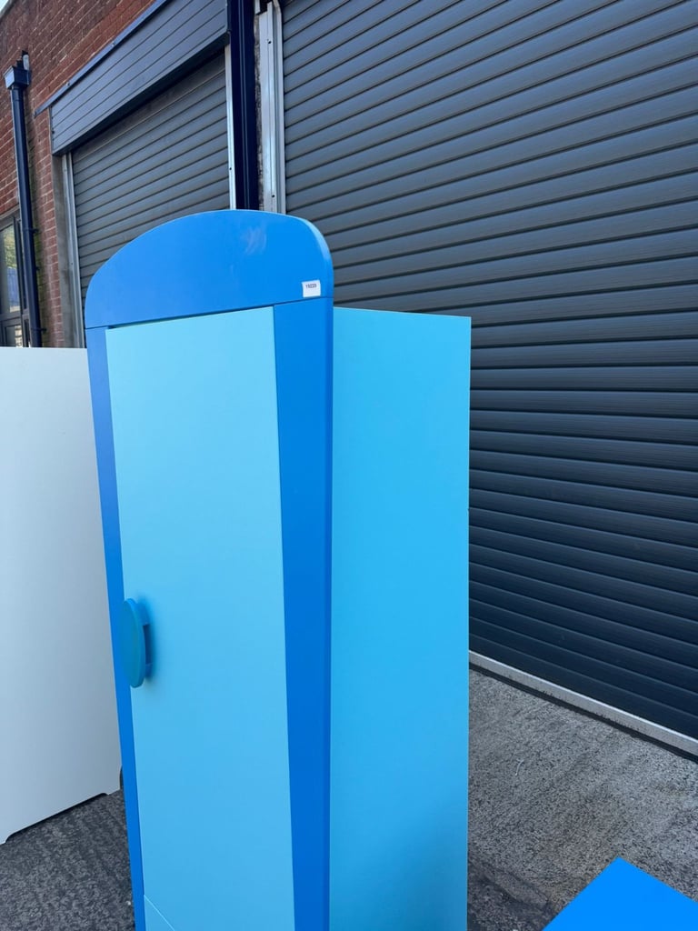 Kids blue wardrobe with double rail 84cm(w)x52cm(d)x187cm(h), Ref:19229 £85.00