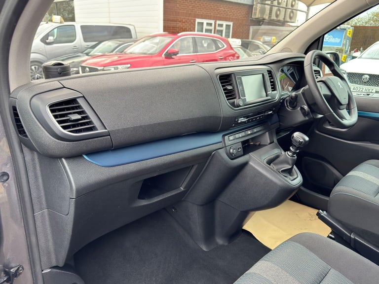 2017 Peugeot Traveller 1.6 BlueHDi Active Standard MPV 5dr Diesel Manual MWB Euro 6 (s/s) (115 ps...