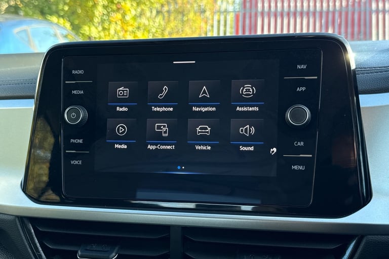 2022 Volkswagen T-Roc 1.0 TSI Life Euro 6 (s/s) 5dr SUV PETROL Manual