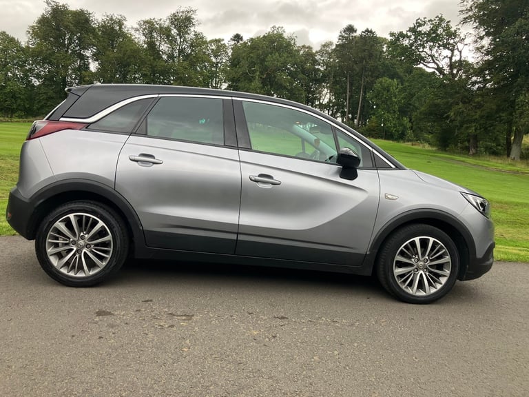 EXCEPTIONAL CONDITION 2019 VAUXHALL CROSSLAND X SPORT. MOT APRIL-26. FSH (6 S