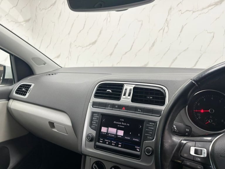 2017 Volkswagen Polo 1.2 TSI R-Line Hatchback 3dr Petrol Manual Euro 6 (s/s) (90 ps) F/S/H! 1 FO ...