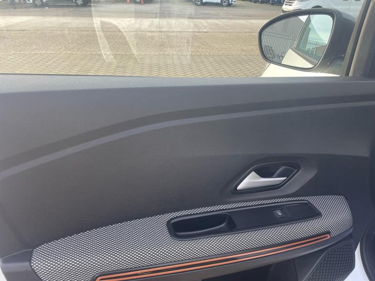 2023 Dacia Sandero Stepway 1.0 TCe Expression 5dr HATCHBACK PETROL Manual