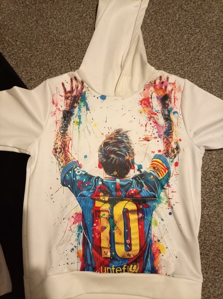 Boys 3 piece Messi set and 1 3D football tshirt age 6-7