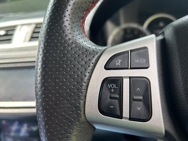 SUZUKI SWIFT 1.6*SPORT*1Owner-7Suzuki Svs-Xenons-Nav**OUTSTANDING CHERISHED