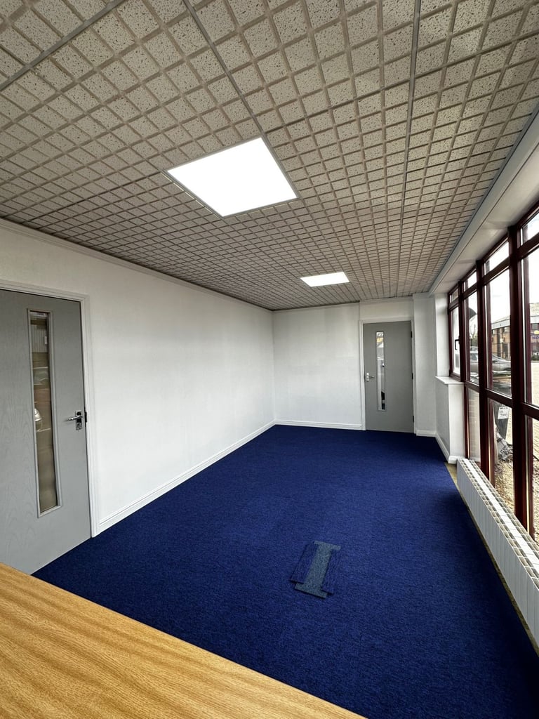 Serviced Offices Studio Storage Warehouse Space Watford 24/7 Access Parking & Bills Inc