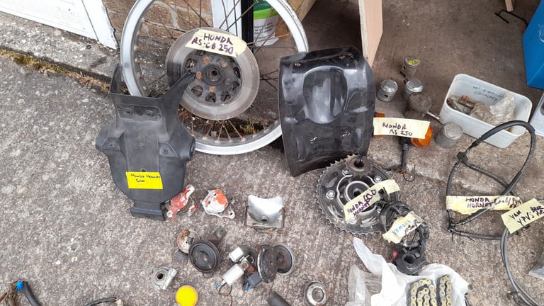 Suzuki yamaha Honda parts