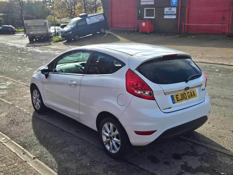 Ford, fiesta 1.25 zetec 66k miles 11 months mot