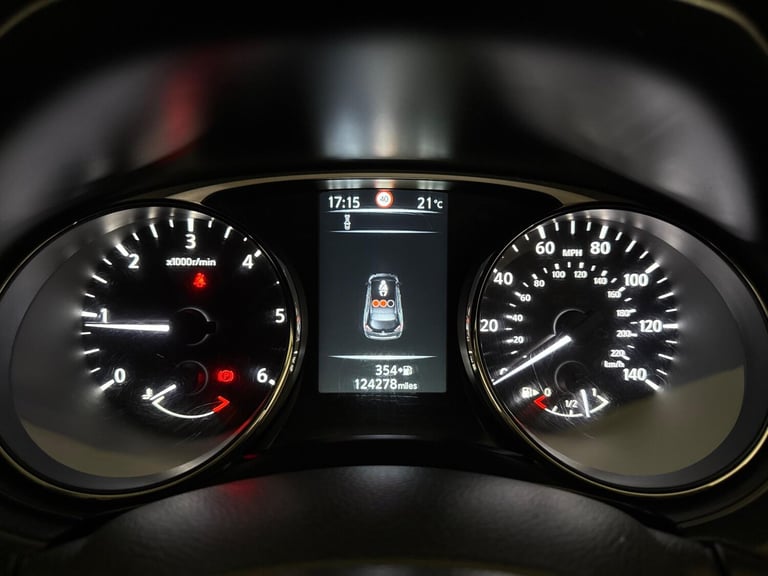 2015 Nissan X-Trail 1.6 dCi n-tec Euro 5 (s/s) 5dr ESTATE Diesel Manual