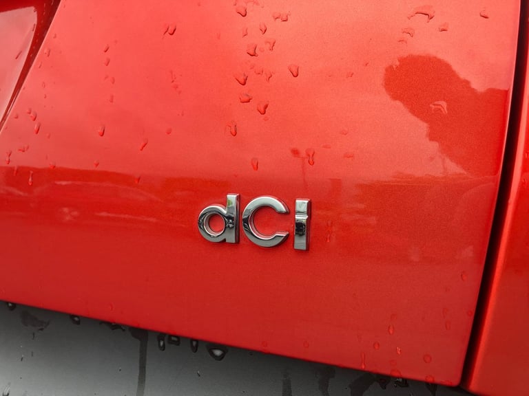 2016 Renault Captur 1.5 dCi 90 Signature Nav 5dr Hatchback DIESEL Manual