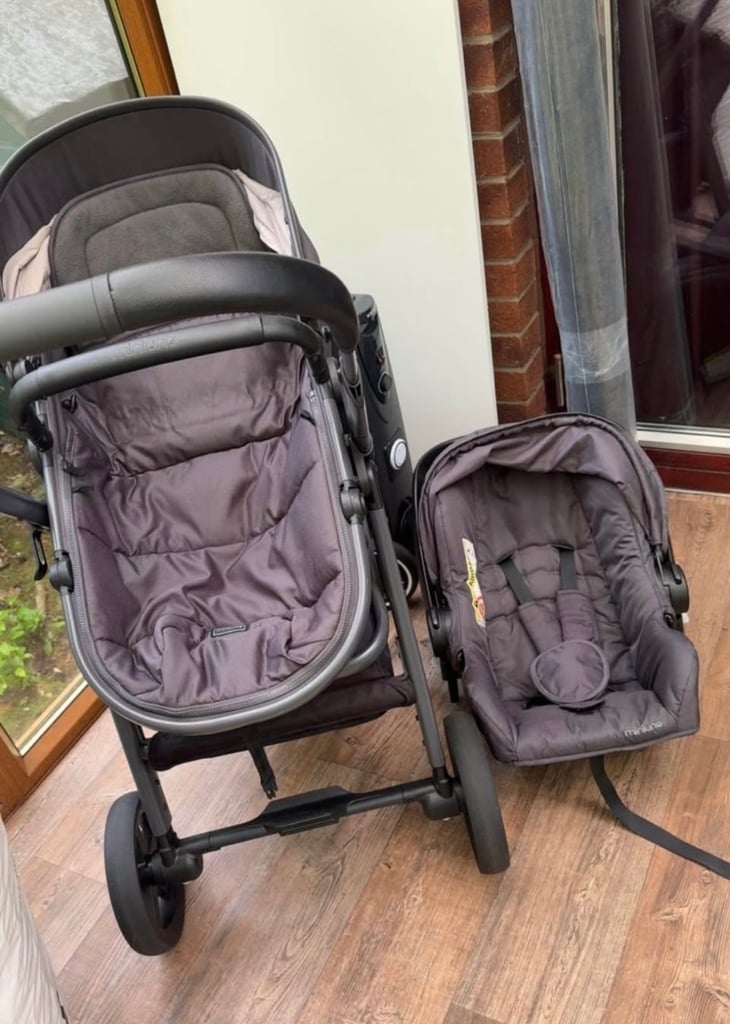 image for Miniuno Toura Special Edition Car Seat Travel System - Gunmetal Grey