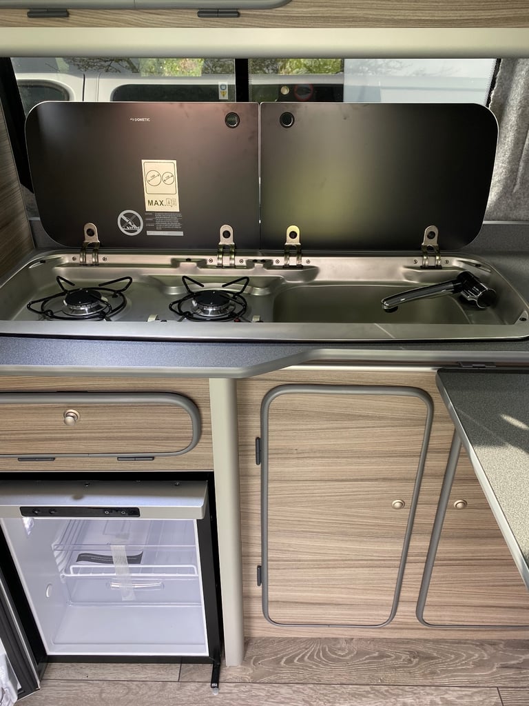 2016 RENAULT TRAFIC DAY VAN, MANUAL, 102,000 MILEAGE