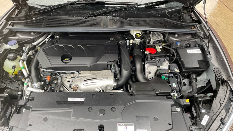 2025 Citroen C5 X 1.6 12.4kWh Shine Hatchback 5dr Petrol Plug-in Hybrid e-EAT8 Euro 6 (s/s) ( Hat...