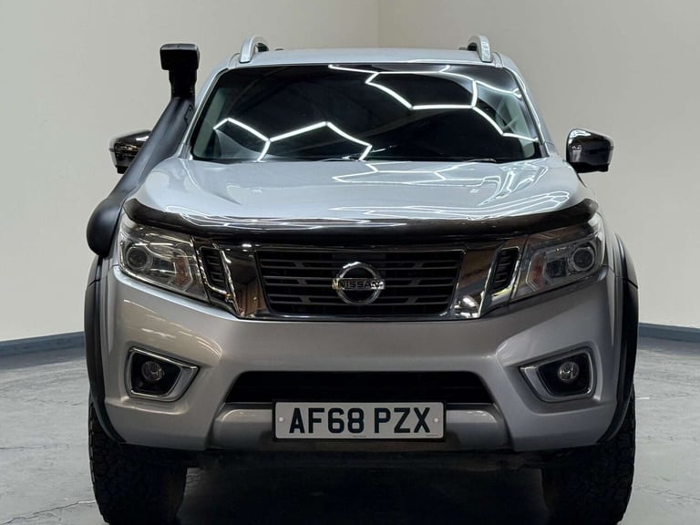 2018 Nissan Navara D/Cab Pick Up Off-Roader AT32 2.3dCi 190 4WD Auto PICK UP DIESEL Automatic