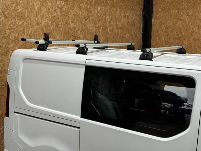 2016 Vauxhall Vivaro 1.6 CDTi 2900 BiTurbo ecoFLEX Sportive Crew Van Double Cab 5dr Diesel Manua ...