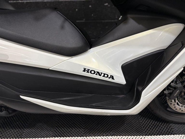 2016 66 HONDA FORZA 300 FINANCE SPECIALISTS APPLY NOW