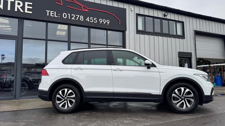 VOLKSWAGEN TIGUAN 1.5 TSI Active Euro 6 (s/s) 5dr 2022