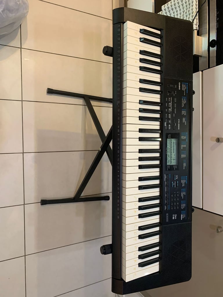 Casio - Electric Keyboard - CTK 2300