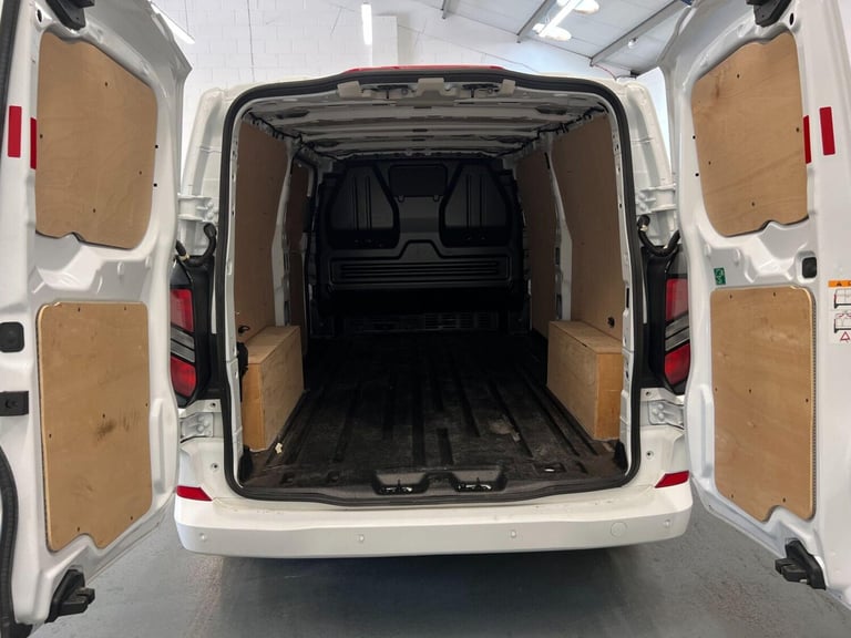 2024 Ford Transit Custom 2.0 300 EcoBlue Limited Auto L2 H1 Euro 6 (s/s) 5dr Panel Van Diesel Aut...