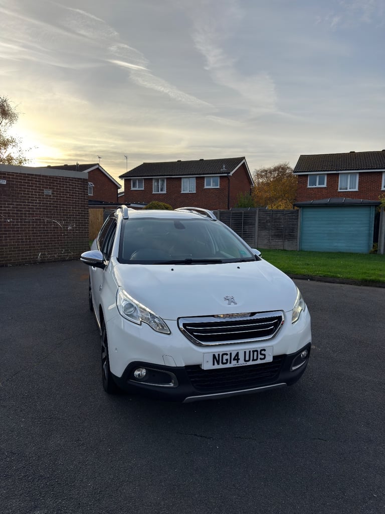 image for Peugeot, 2008, Hatchback, 2014, Manual, 1199 (cc), 5 doors