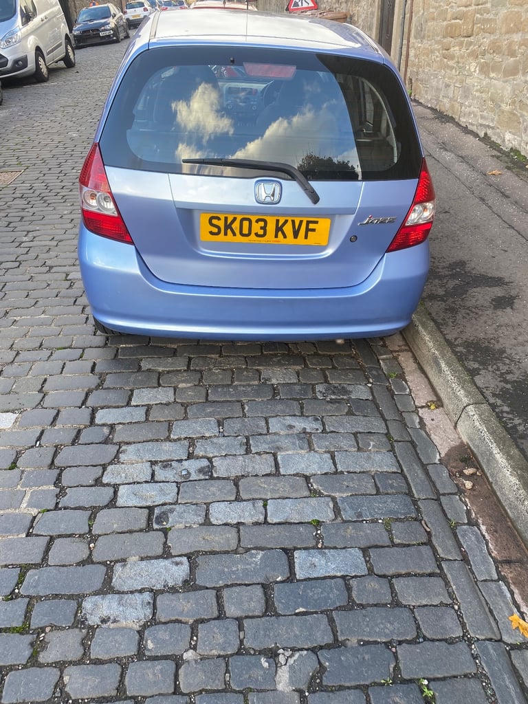 2003 automatic Honda jazz 