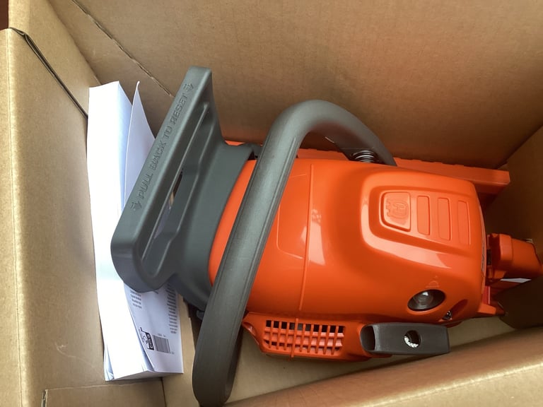 Husqvarna 130 chainsaw 14 in petrol brand new still in box 