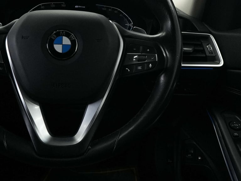 2021 BMW 3 Series 2.0 330e 12kWh Sport Pro Touring Auto Euro 6 (s/s) 5dr Estate Hybrid Automatic
