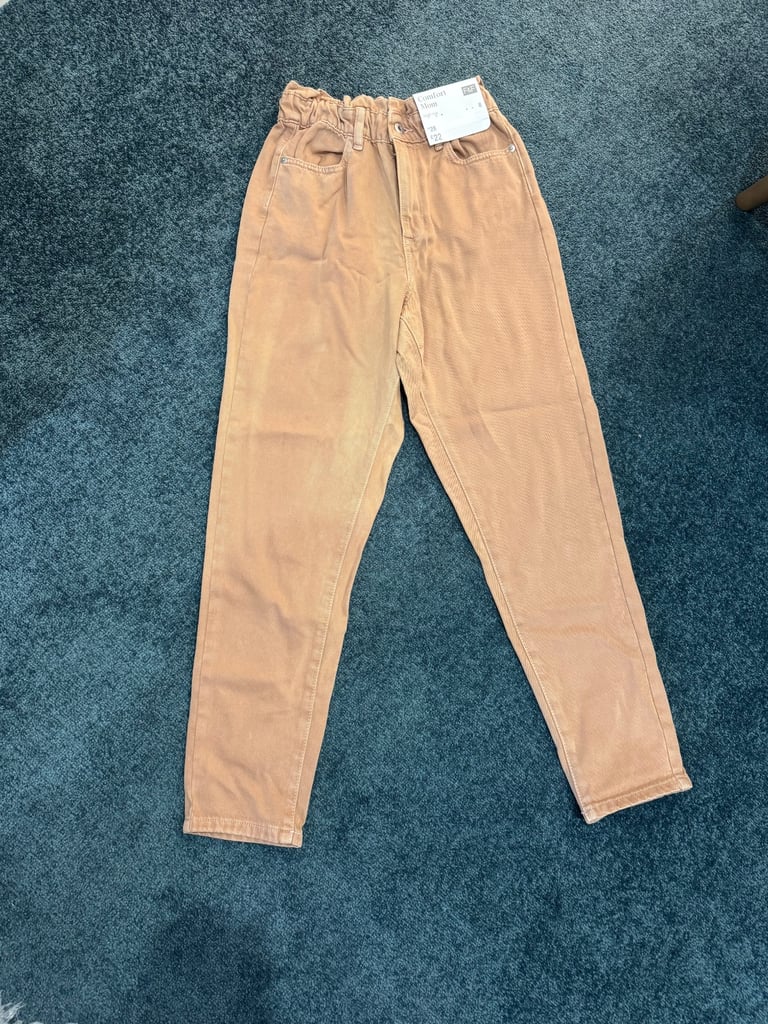 Ladies Size 8 High Rise Mom Jeans
