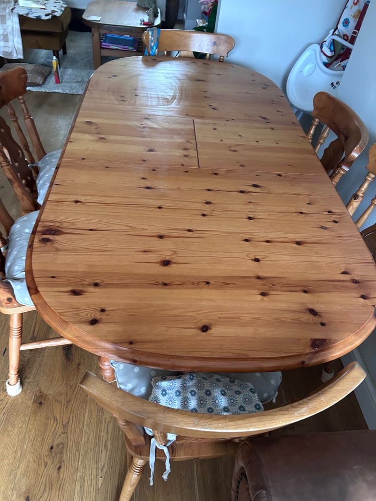 Pine dining table 