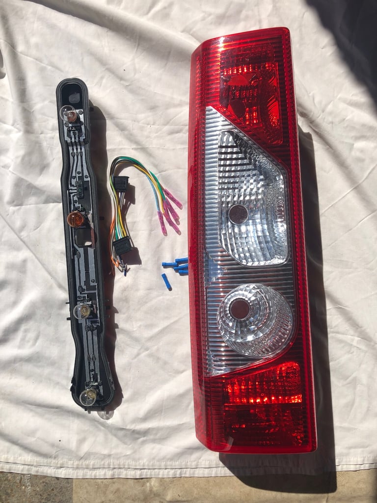 image for Peugeot Expert Rear Light