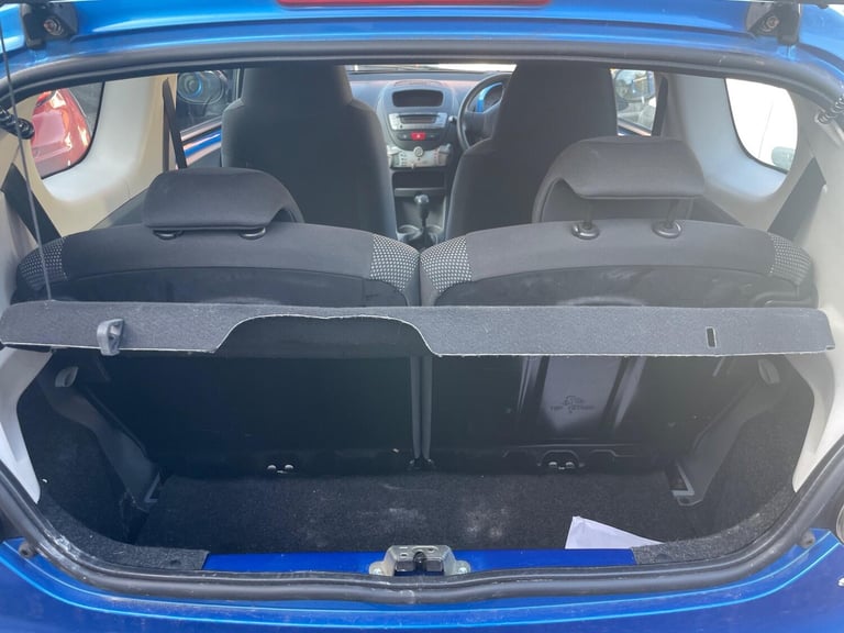 2009 Toyota AYGO 1.0 VVT-i Blue 3dr HATCHBACK PETROL Manual