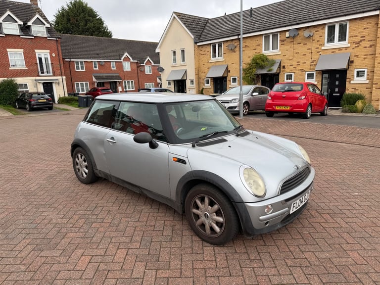 MINI COOPER 6M MOT NO ISSUES