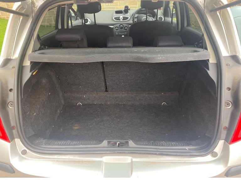 Renault, CLIO, Hatchback, 2007, Manual, 1390 (cc), 5 doors